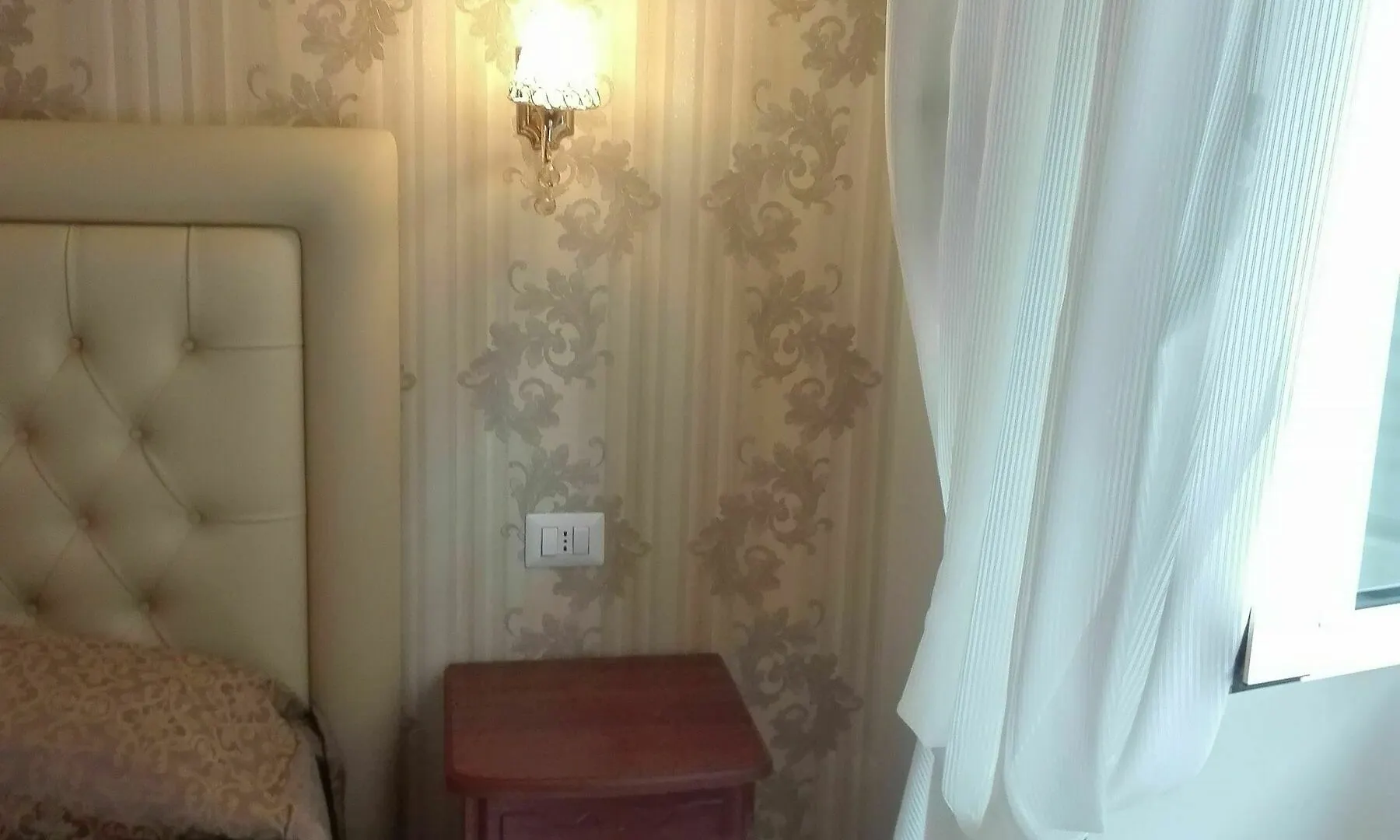Suite Dal Conte Roma Italia